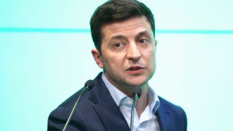 Зе!Конституция: как президент Зеленский хочет менять Основной закон