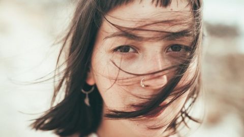 Бэк МС alyona alyona презентует сольный проект Elina Elian