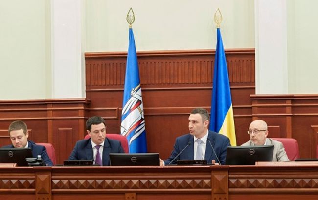 Кличко написав заяву про складання повноважень голови "Солідарності"