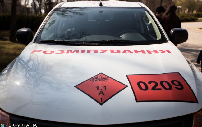 У Чернівцях "замінували" ОДА та міськраду