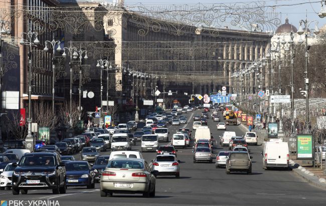 Центр Киева вечером остановился в пробках