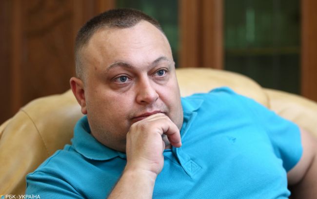 Більшість українців виступають проти продажу землі й за референдум, - соціолог