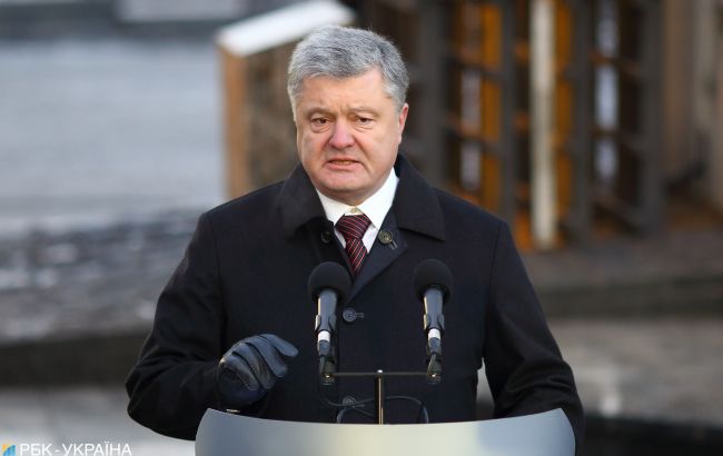 Весь світ вимагає від РФ звільнити українських моряків і повернути кораблі, - Порошенко