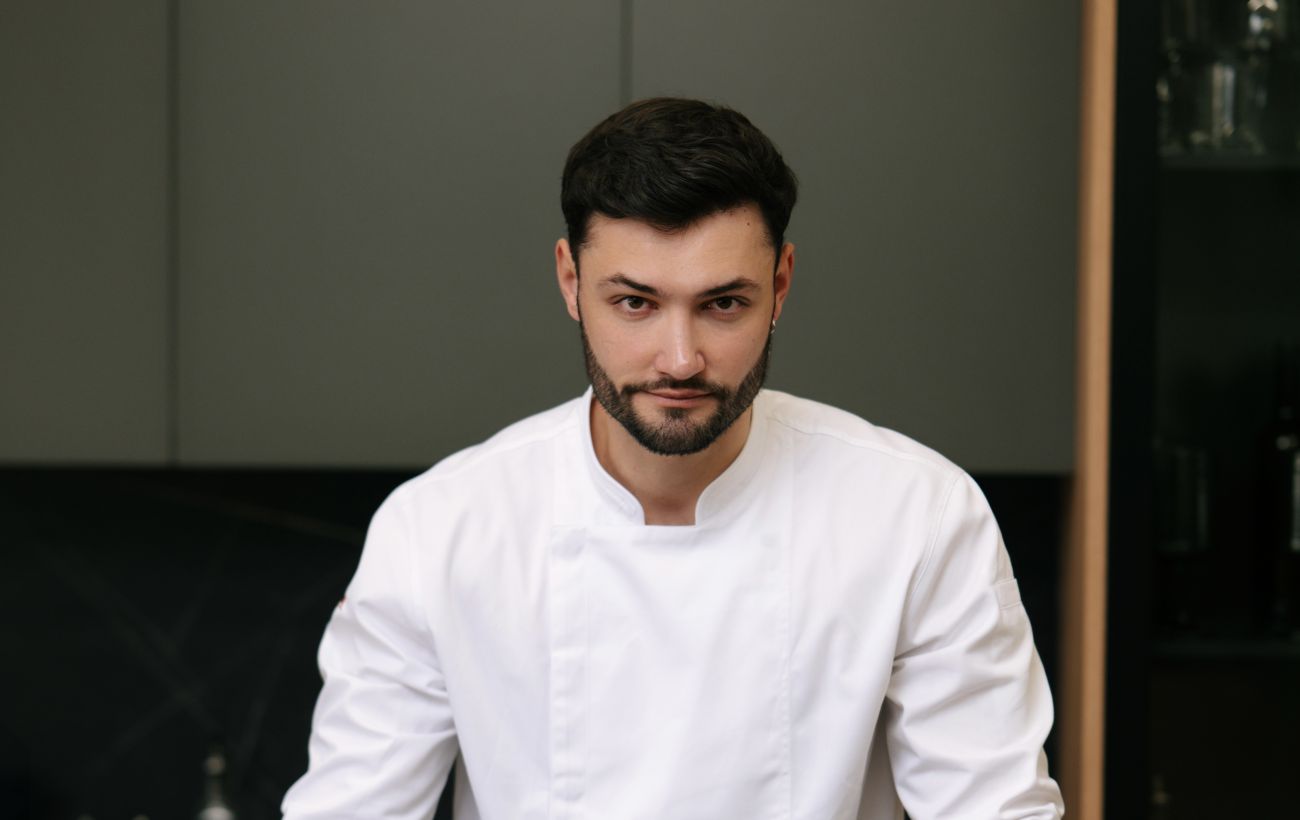 Вкус лета в тарелке: шеф-повар поделился рецептами холодных супов