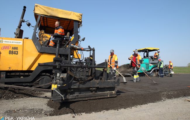 90% украинцев поддерживают обновление дорог, школ и садиков в рамках "Большой стройки", - КМИС