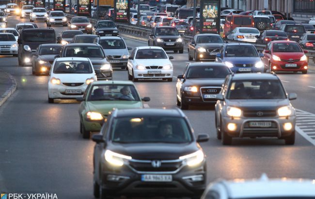 В центре Киева образовались многочисленные пробки