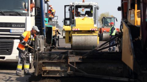 В Украине построят более 4 тысяч км дорог в следующем году, - Криклий