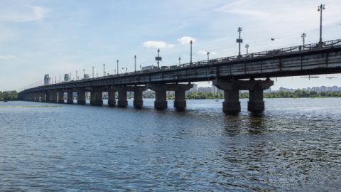 В Киеве "устал" еще один мост: прогноз прочности конструкции