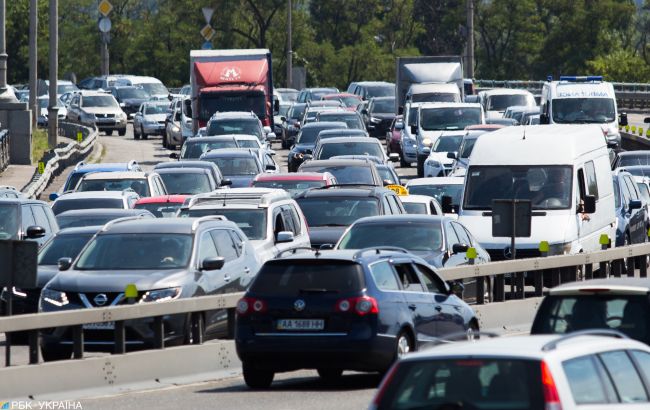 Бензин продовжує дорожчати після публікації нової максимальної ціни