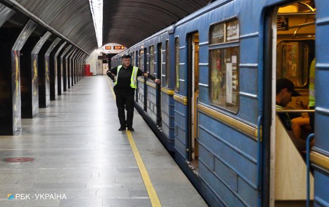 В киевском метрополитене сообщили о минировании станции "Льва Толстого"