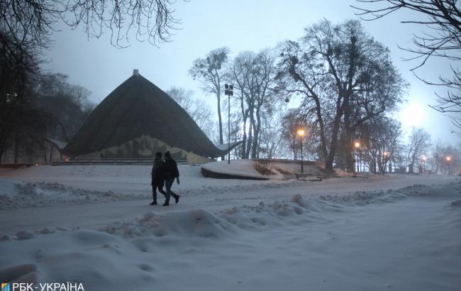 В Україні в найближчі дні очікується похолодання і снігопади