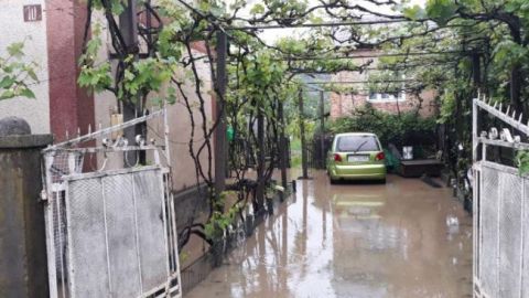 Через негоду в Україні знеструмлено населені пункти в семи областях