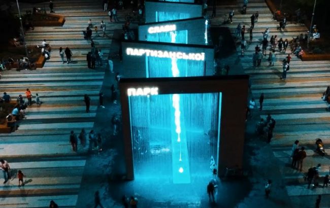 Кличко открыл в Киеве самый высокий световой пешеходный фонтан