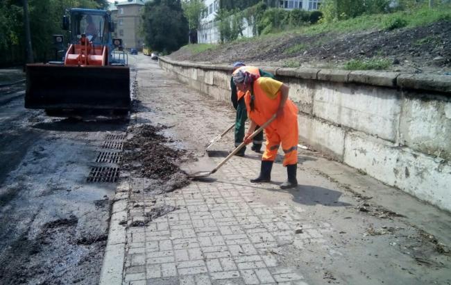 До ліквідації наслідків негоди у Києві залучено 91 одиниця спецтехніки та 178 працівників, - КМДА