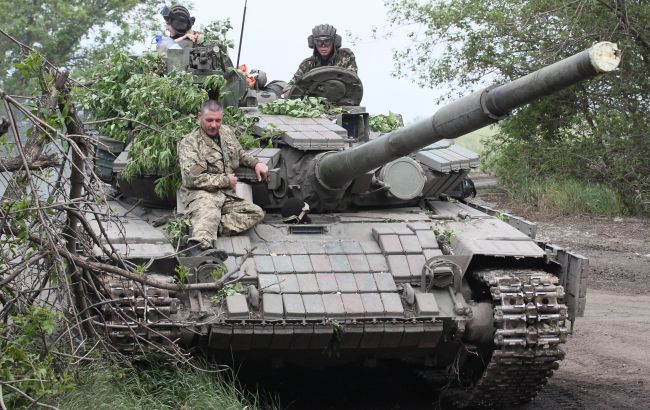 Порушення режиму "тиші" на Донбасі: окупанти стріляли з гранатометів в напрямку Пісків