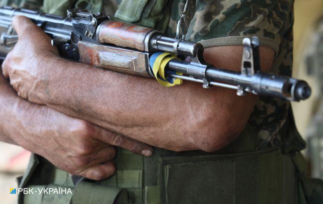 На Донбассе украинский военный попал в плен боевиков