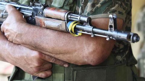 За сутки боевики на Донбассе 13 раз нарушили режим перемирия, - штаб АТО