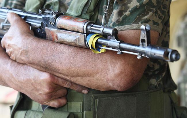 У Херсонській області солдат-строковик почав стріляти з автомата по людях