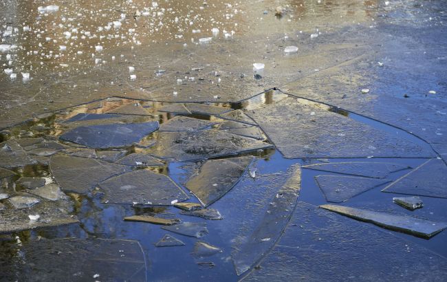 У Броварах можливі звуки вибухи. На Десні продовжать підривати льодові затори