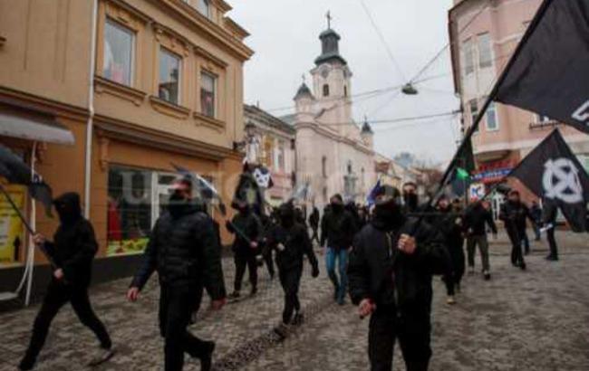 "Продолжается сафари": в Ужгороде радикалы избивают активистов
