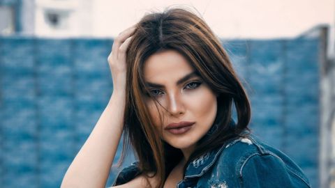 Срібло у волоссі: трихолог розкрила правду про ранню сивину і запропонувала рішення