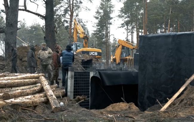 У Житомирській області будують додаткові укріплення на кордоні з Білоруссю (відео)