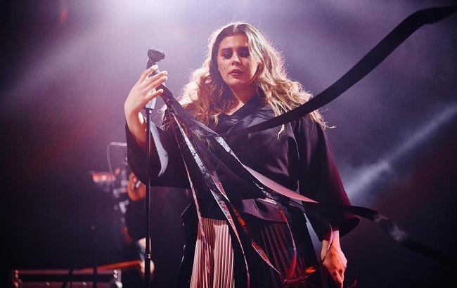 "Це про Україну": KAZKA розповіді про сенс хіта "Плакала"