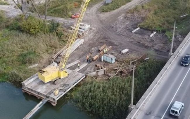 Возле Киева стартовал капремонт нетрудоспособного моста через реку Ирпень