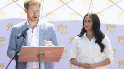 Решили отдохнуть от недоброжелателей: Меган Маркл и принц Гарри покинут страну