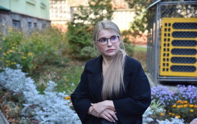Тимошенко передала Львівській обласній інфекційній лікарні медобладнання