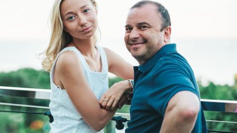 Ждала от него помощи: невеста Виктора Павлика рассказала, как он оставил ее без работы