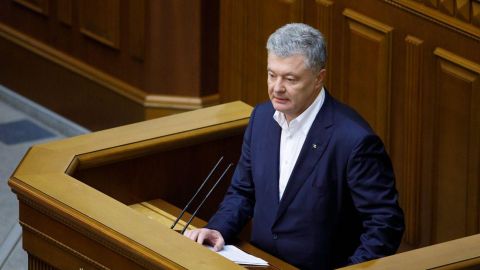 Порошенко: власть начала репрессии против политических оппонентов