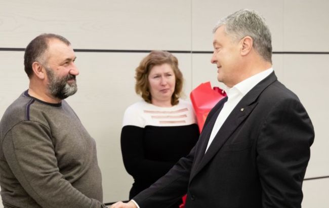 Порошенко зустрівся з Павловським після звільнення з-під варти
