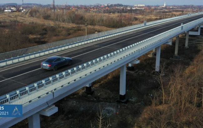 На Закарпатье завершилась реконструкция крупнейшего путепровода