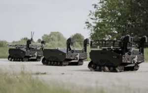 Німеччина запускає серійне виробництво наземних дронів Gereon для України