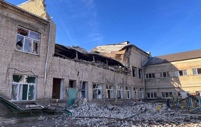 Ночью РФ обстреляла Краматорск: разрушена школа (фото)