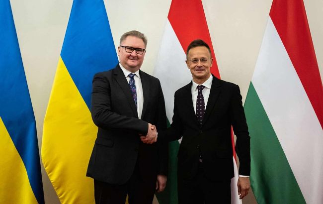 Качка и Сийярто согласовали повестку дня переговоров Зеленского и Орбана