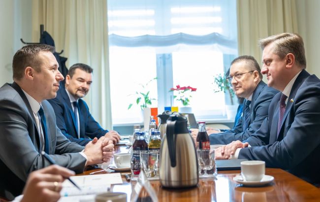 Украина и Польша надеются, что перевозчики не возобновят протесты на границе