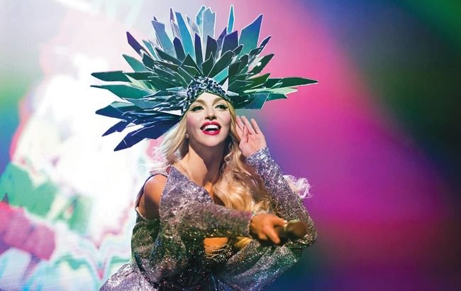 "Восьмое чудо света": Оля Полякова с дочкой в экзотических образах восхитила сеть