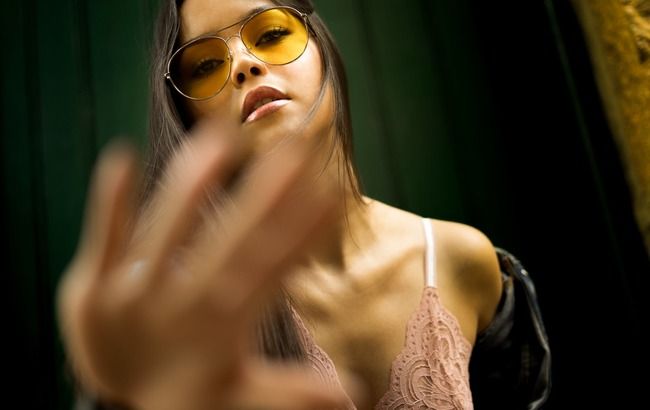 Пищевая зависимость: как перестать заедать стресс и искать радость в еде