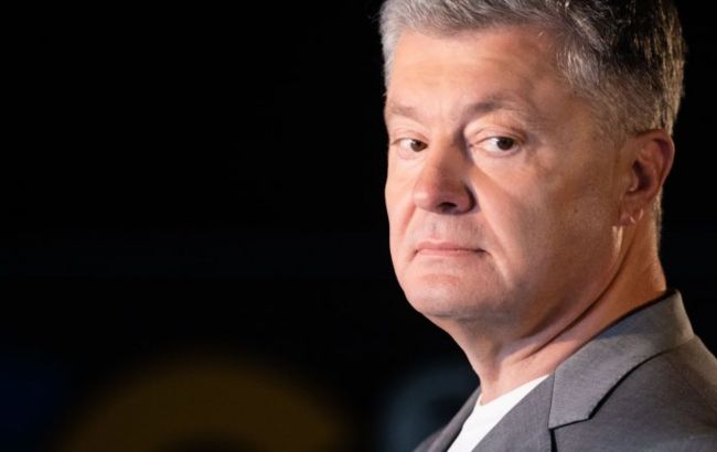 Порошенко требует провести закрытое совещание руководителей фракций с президентом