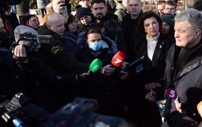 Я буду боротися за різке збільшення фінансування армії, - Порошенко