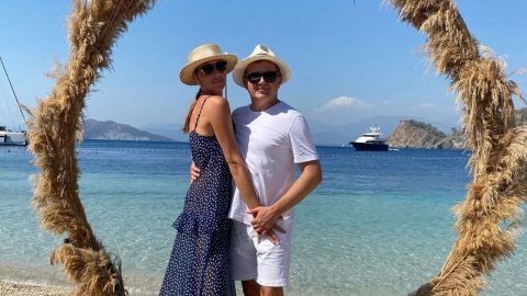 Яхта, сапсерфінг і зустріч з тигром: Осадча і Горбунов з сином показали розваги в Таїланді