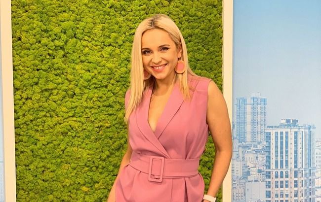 Сама елегантність: Лілія Ребрик приміряла трендовий весняний лук