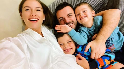 Ведущий "Холостяка" стал многодетным отцом и показал малыша: настоящий красавчик