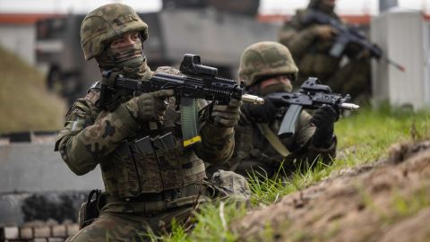 Польща має підготувати армію до "повномасштабного конфлікту", - начальник Генштабу