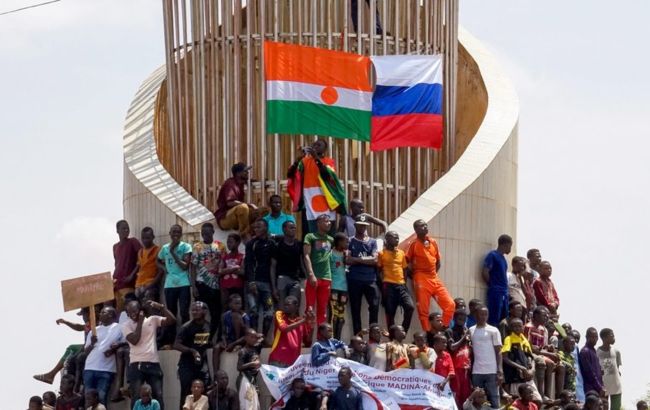 Ждут визита Путина? Три страны Африки немедленно выходят из МУС