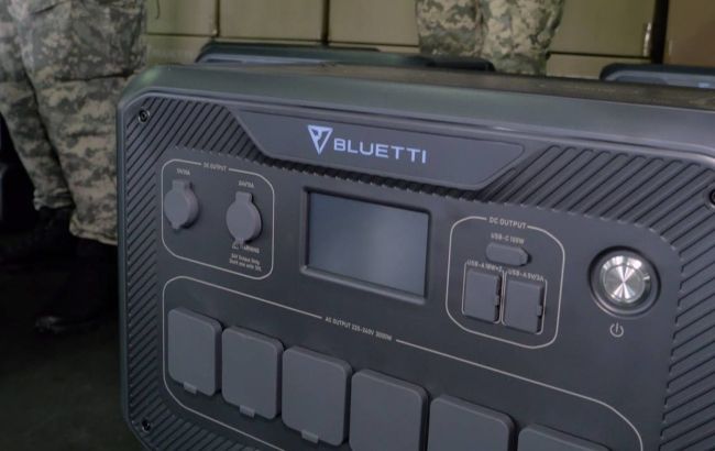 Бійці батальйону "Хорт" отримали від "Української команди" партію зарядних станцій BLUETTI