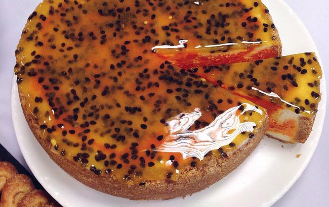 "Чізкейк з маракуєю": рецепт вишуканого десерту до новорічного столу
