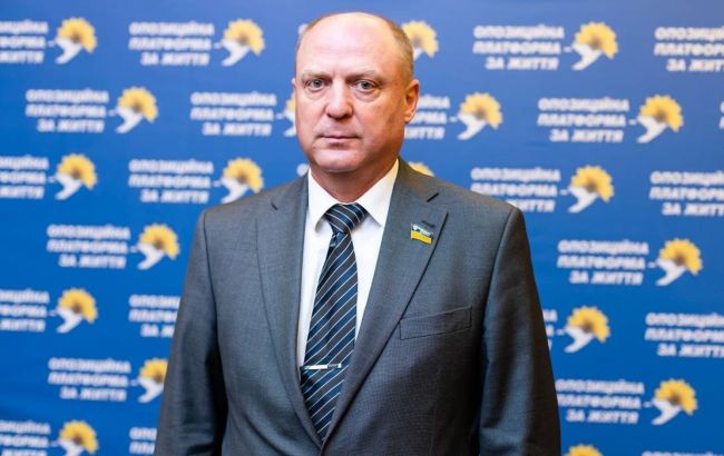 Бурмич о санкциях против телеканалов: власть нарушает основы Конституции